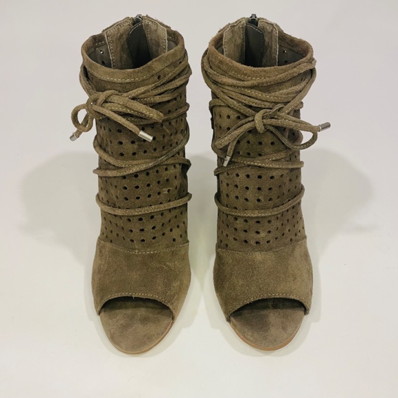 Very Volatile Booties Taupe Suede Open Toe Chunky Heel Boots Size 8 - Picture 4 of 11